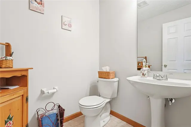 506 Saint Phillips Ct gallery image 15