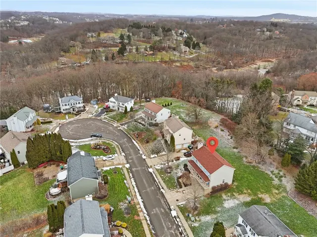 506 Saint Phillips Ct gallery image 27