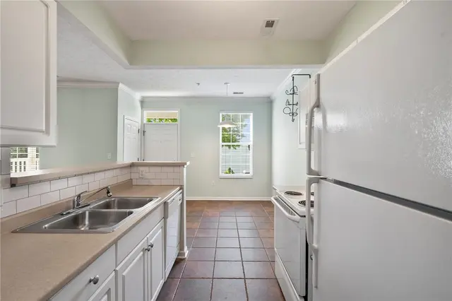 506 Sonie Dr gallery image 7