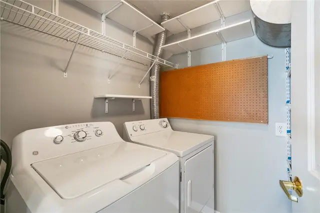 506 Sonie Dr gallery image 8