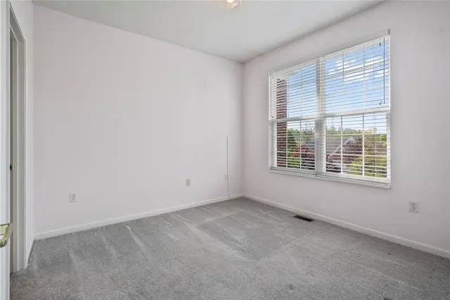 506 Sonie Dr gallery image 10