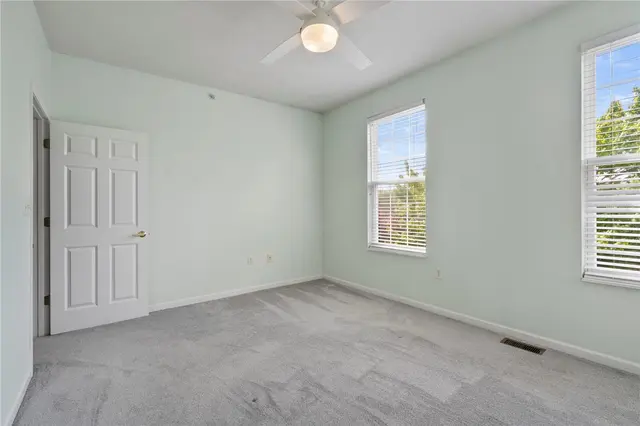 506 Sonie Dr gallery image 21