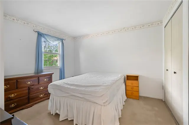 5066 Harvest Lane gallery image 12