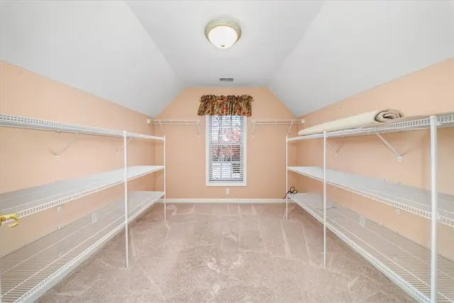 507 E Vanderbilt Dr gallery image 6