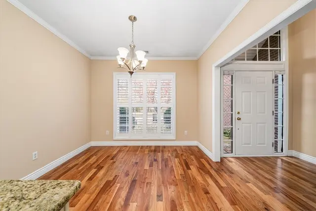 507 E Vanderbilt Dr gallery image 7