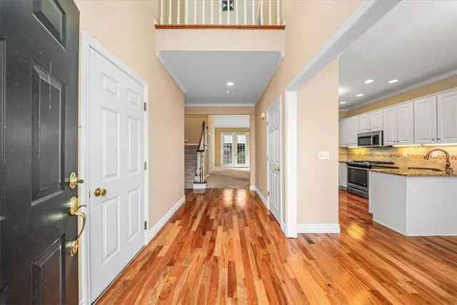507 E Vanderbilt Dr gallery image 8