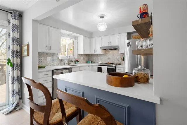 507 Sewickley Heights Dr gallery image 6