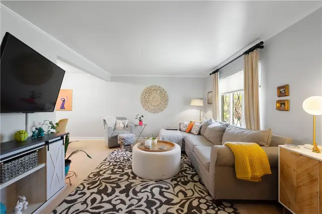507 Sewickley Heights Dr gallery image 27