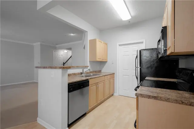 507 Sonie Dr gallery image 8