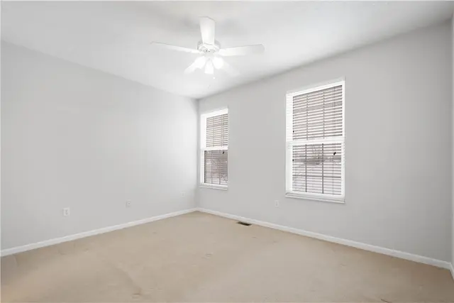 507 Sonie Dr gallery image 19