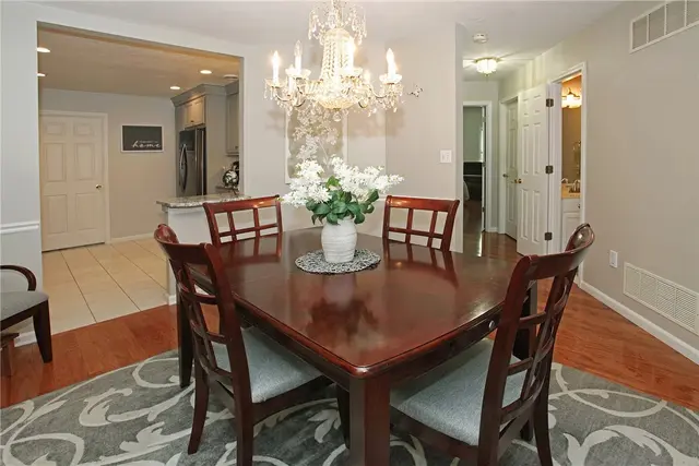 507 Wilshire 10C gallery image 8