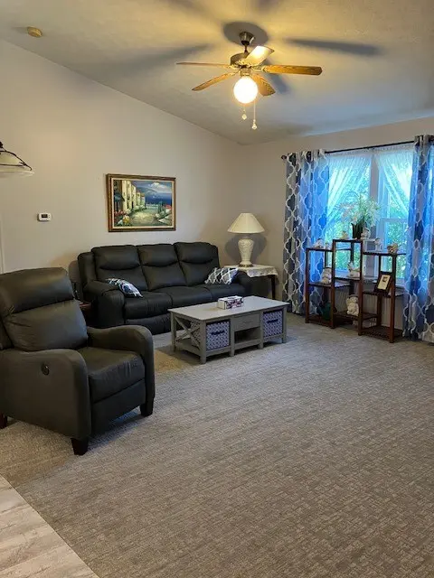 507 Yorktown Dr gallery image 8