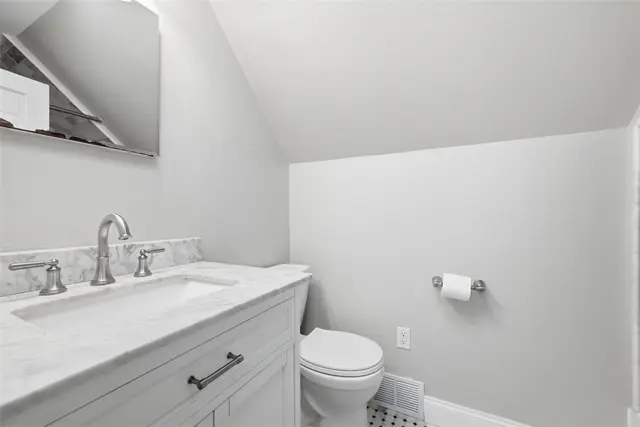 508 Osborne Lane gallery image 34