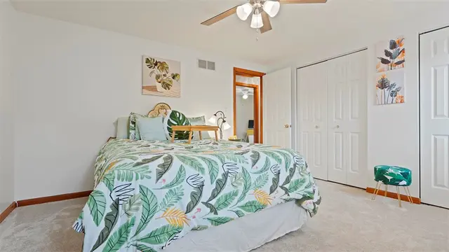 5096 Fountainwood Dr gallery image 5