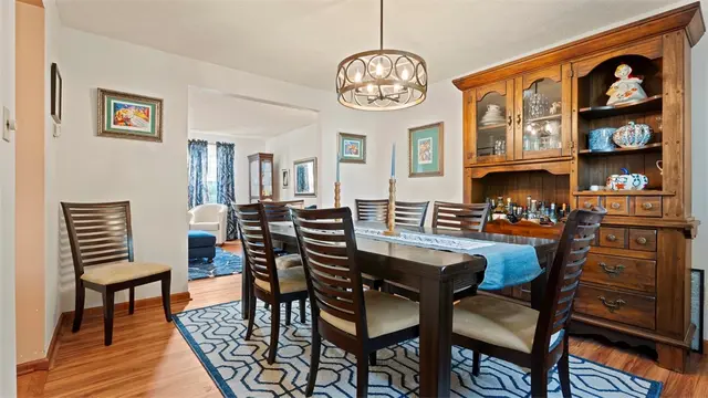 5096 Fountainwood Dr gallery image 15