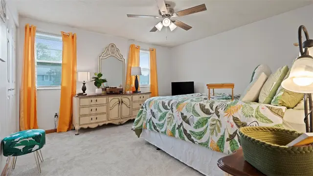 5096 Fountainwood Dr gallery image 19