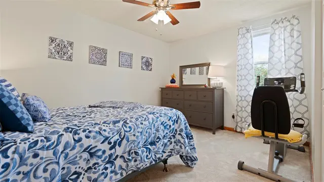 5096 Fountainwood Dr gallery image 20