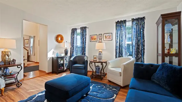 5096 Fountainwood Dr gallery image 21