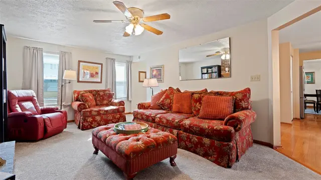 5096 Fountainwood Dr gallery image 22