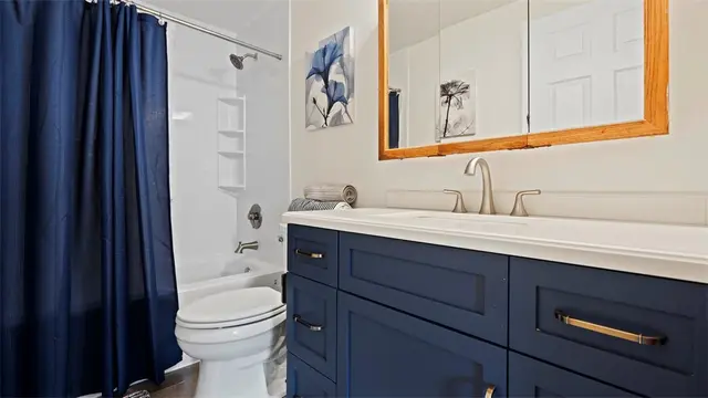 5096 Fountainwood Dr gallery image 31