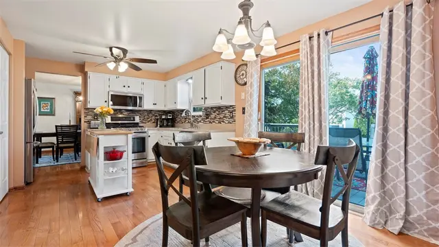5096 Fountainwood Dr gallery image 37