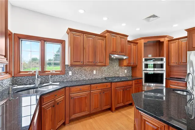510 Potomac Ct. gallery image 30