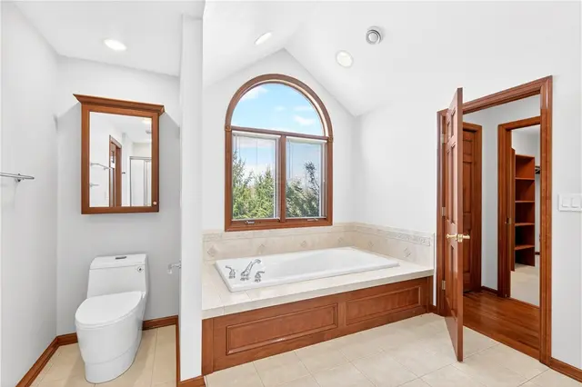 510 Potomac Ct. gallery image 35