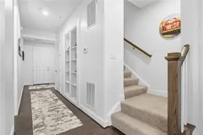 511 Rodney Ln gallery image 6