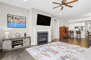 511 Rodney Ln gallery image 18