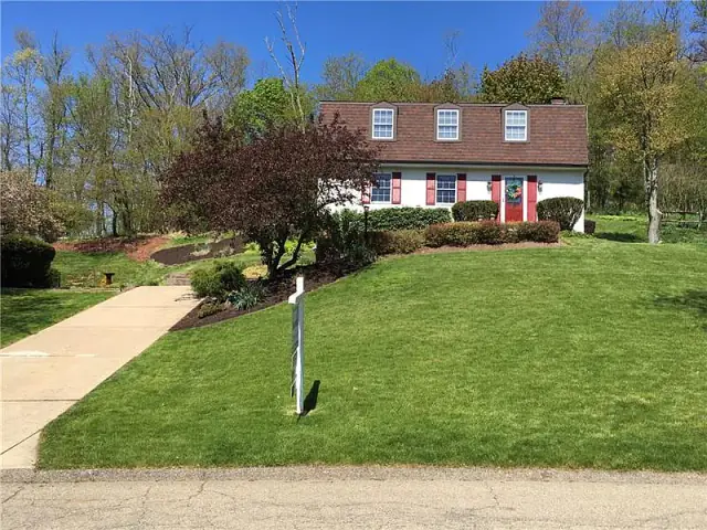5113 Meadowridge Lane