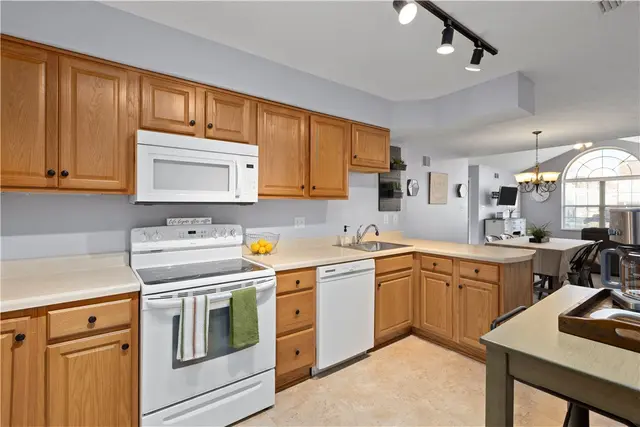 5114 Polo Fields Dr gallery image 6