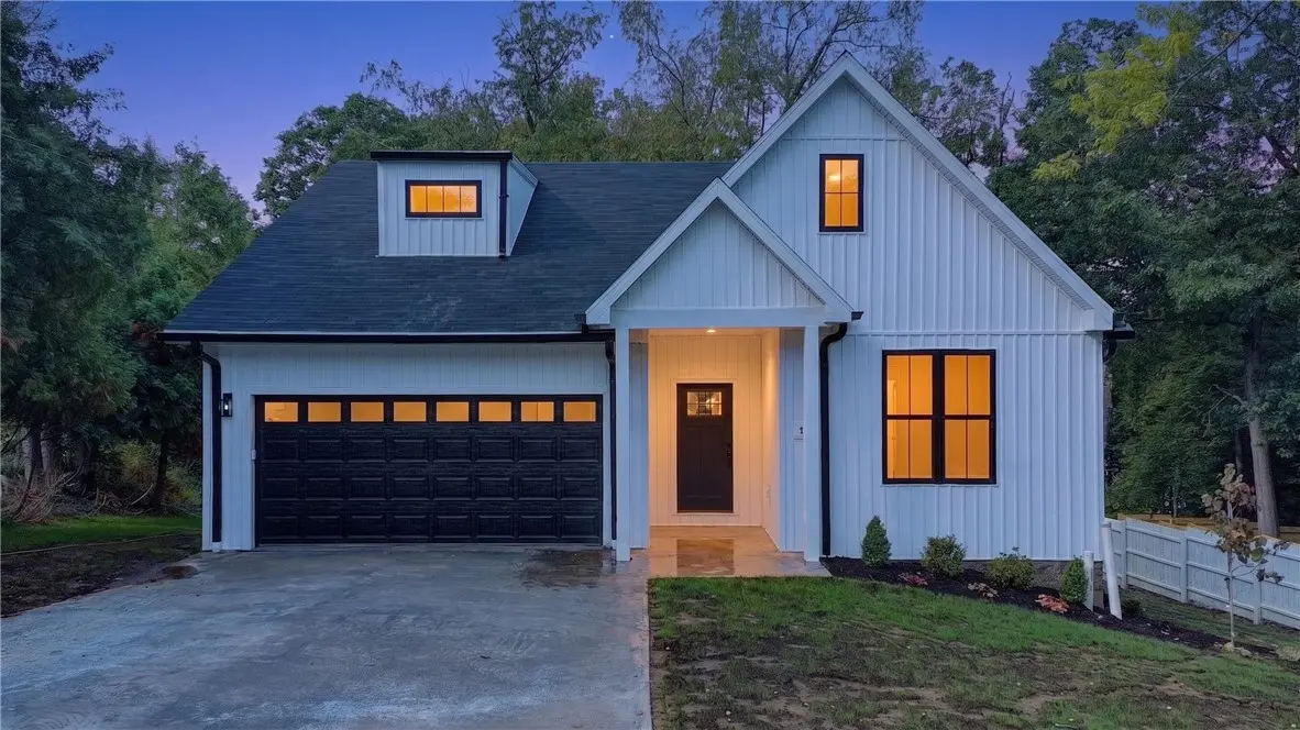 512 CRIDER HILL ROAD