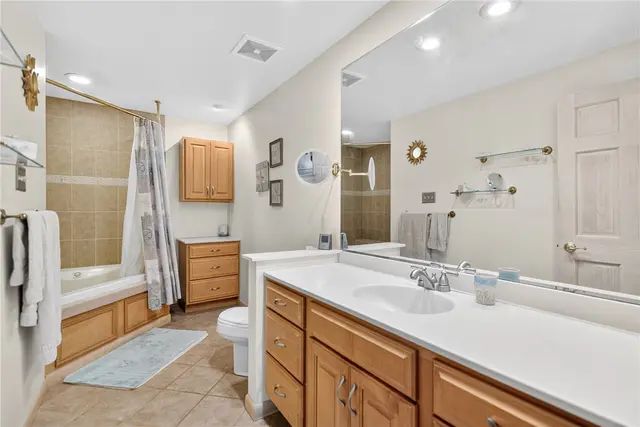 512 Dogwood Court gallery image 9