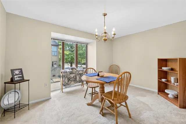 512 Dogwood Court gallery image 18