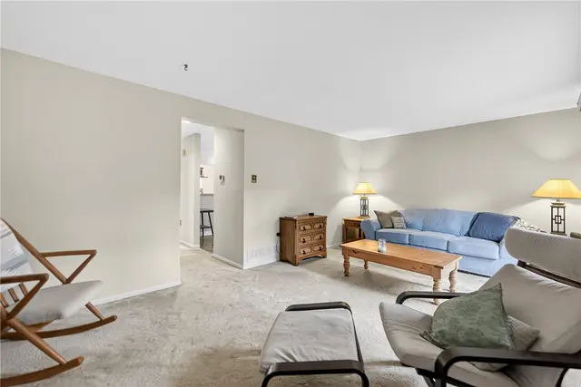 512 Dogwood Court gallery image 29