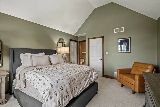 512 Laurel Oak Drive gallery image 11