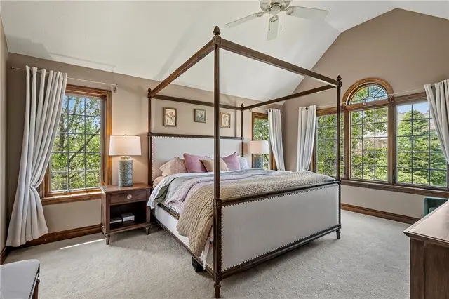 512 Laurel Oak Drive gallery image 25