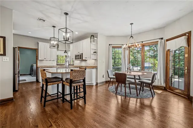 512 Laurel Oak Drive gallery image 42
