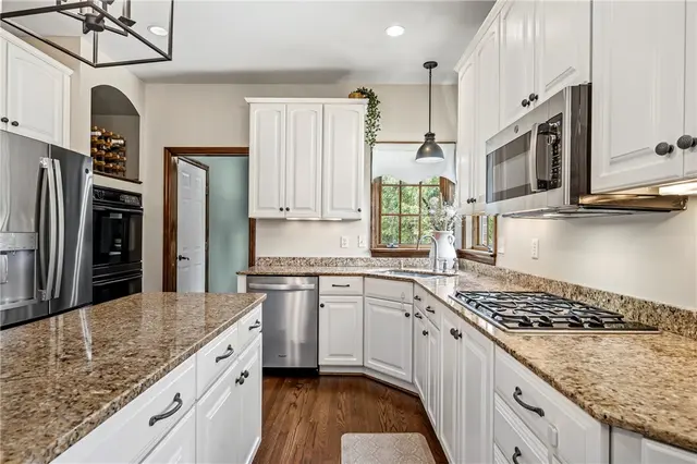 512 Laurel Oak Drive gallery image 43