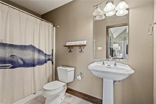 512 Laurel Oak Drive gallery image 44