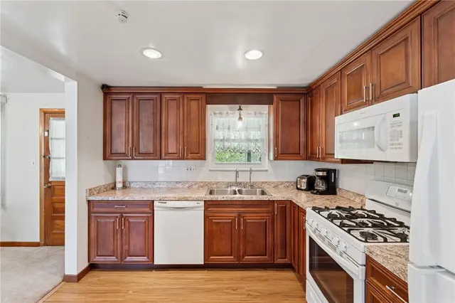 512 Wimer Circle gallery image 8