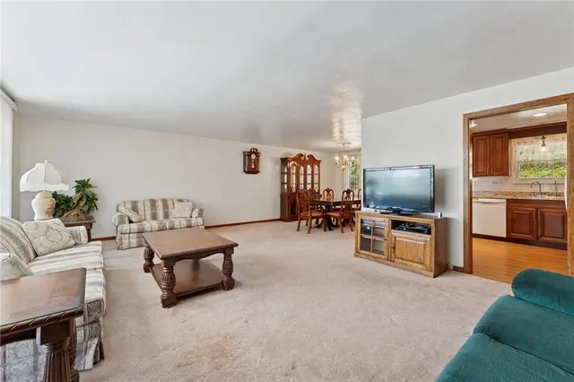 512 Wimer Circle gallery image 17