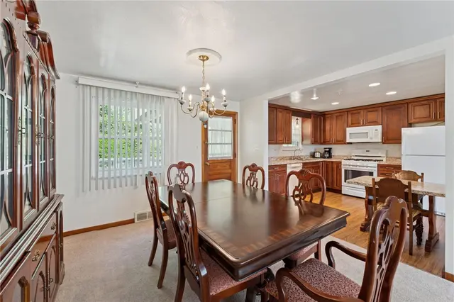512 Wimer Circle gallery image 34