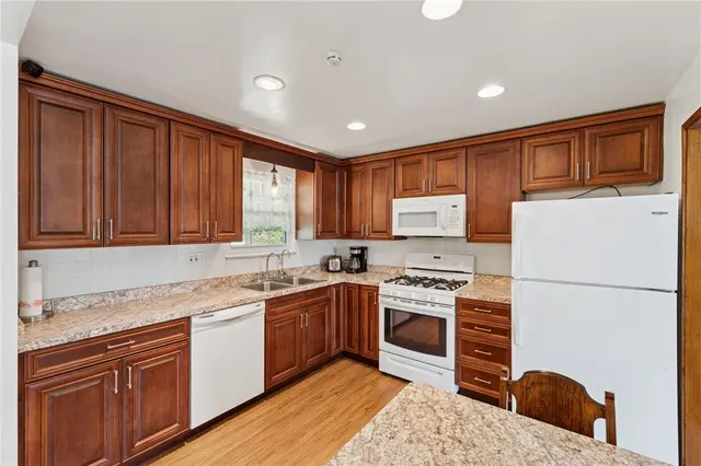 512 Wimer Circle gallery image 35