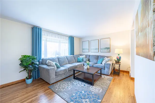 5122 Leroy Dr gallery image 7