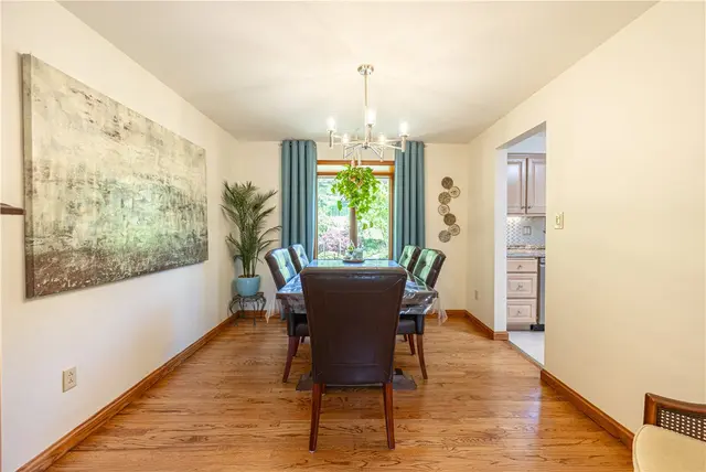 5122 Leroy Dr gallery image 10