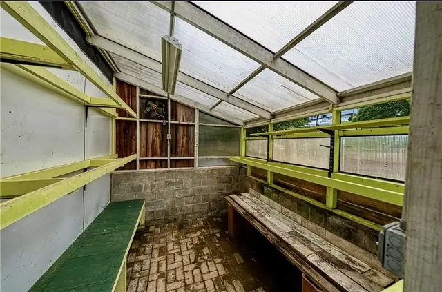 5122 Leroy Dr gallery image 12