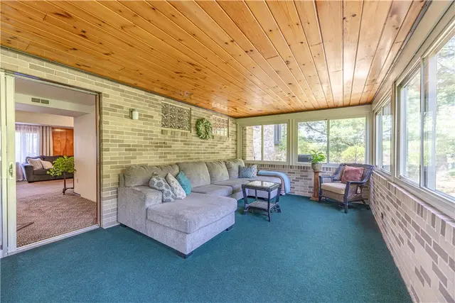 5122 Leroy Dr gallery image 30