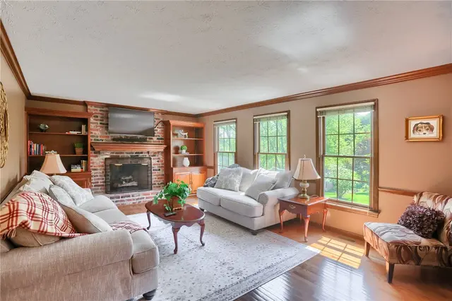 5124 Bronwyn Ct gallery image 6
