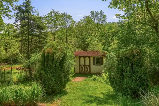 5124 Bronwyn Ct gallery image 34